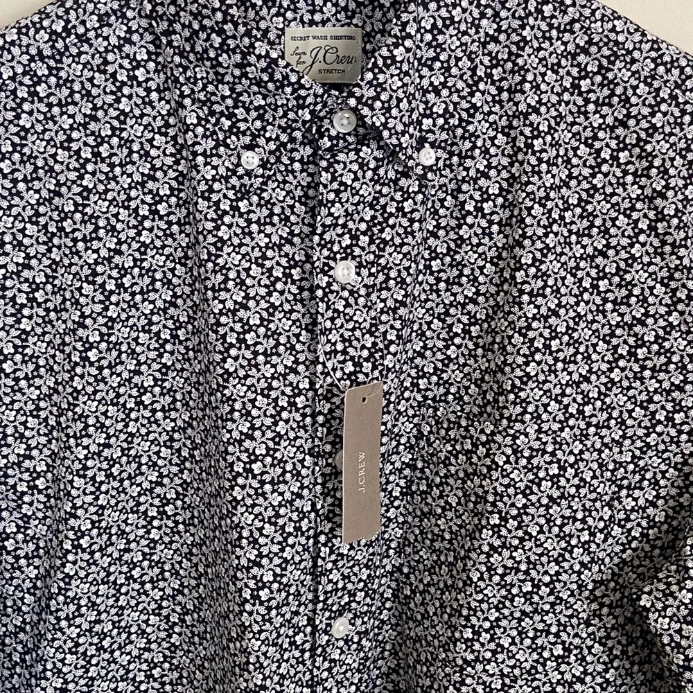 J.Crew Men's Slim Cotton-Stretch Secret Wash Shirt Size Medium NWT